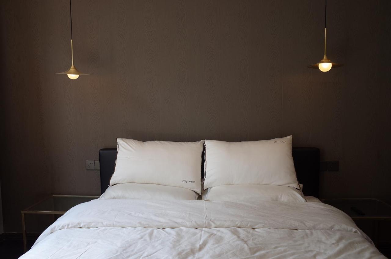 Shanghai Downtown Hills Boutique Guesthouse - Near Metro Line 7, Exit 3, Changping Road エクステリア 写真